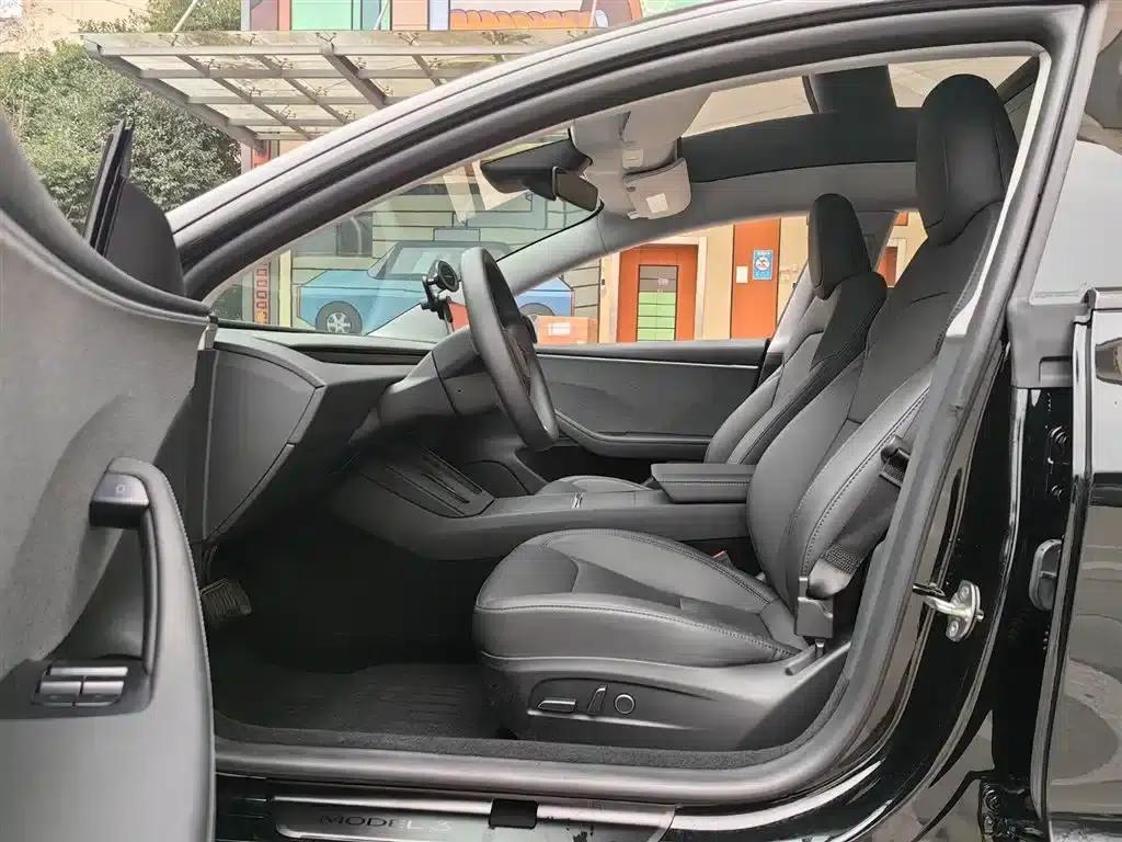 Model 3 2023 Rear-Wheel Drive — миниатюра 5