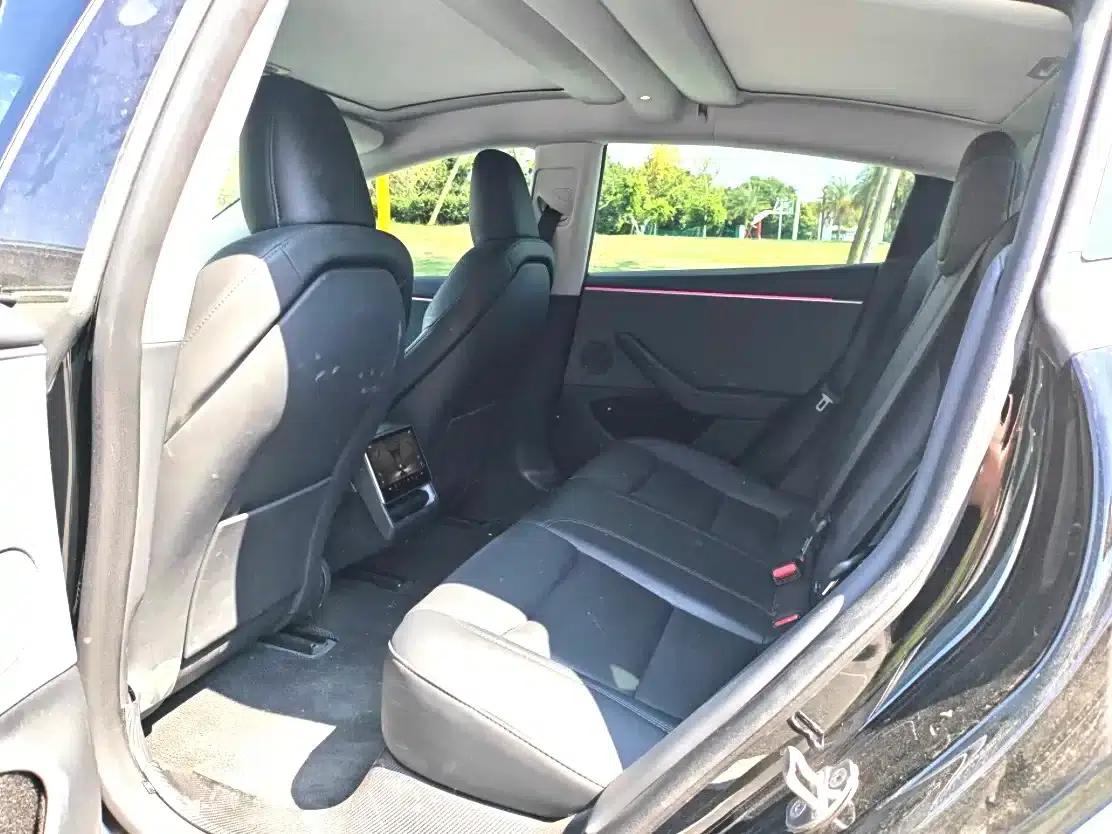 Model 3 2023 Rear-Wheel Drive — миниатюра 4