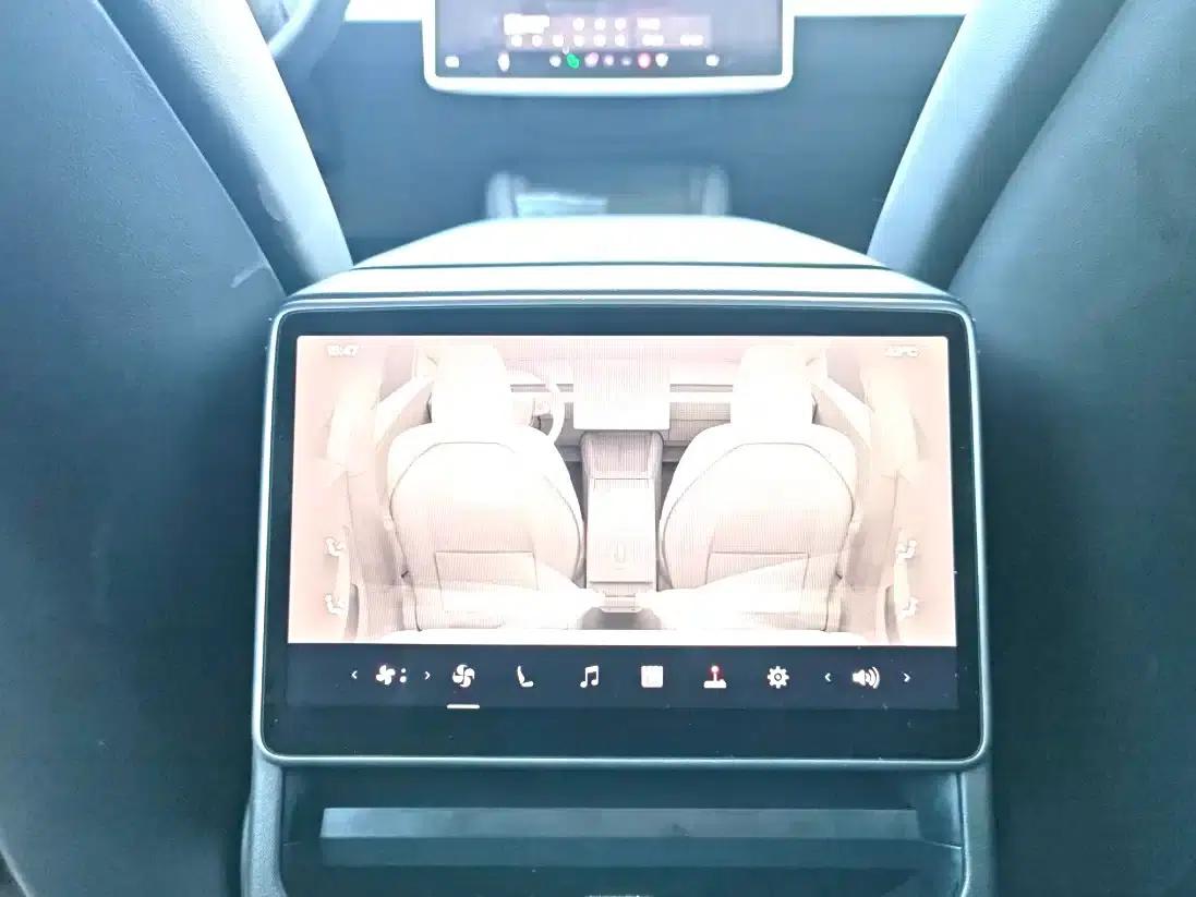 Model 3 2023 Rear-Wheel Drive — миниатюра 5