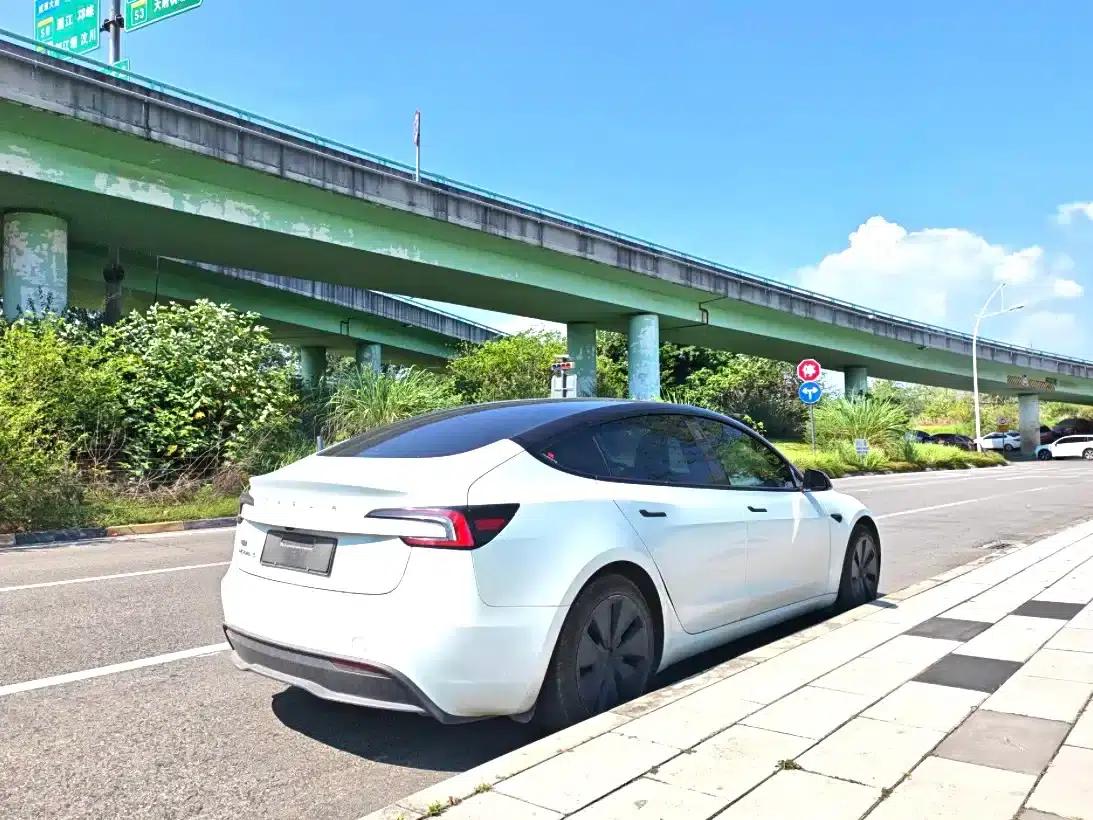 Model 3 2023 Rear-Wheel Drive — миниатюра 7