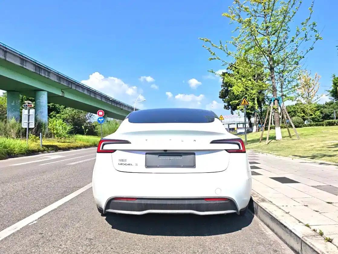 Model 3 2023 Rear-Wheel Drive — миниатюра 9