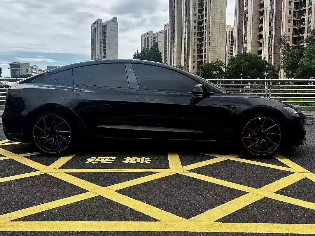 Model 3 2025 Facelift Performance All-Wheel Drive Version — миниатюра 5