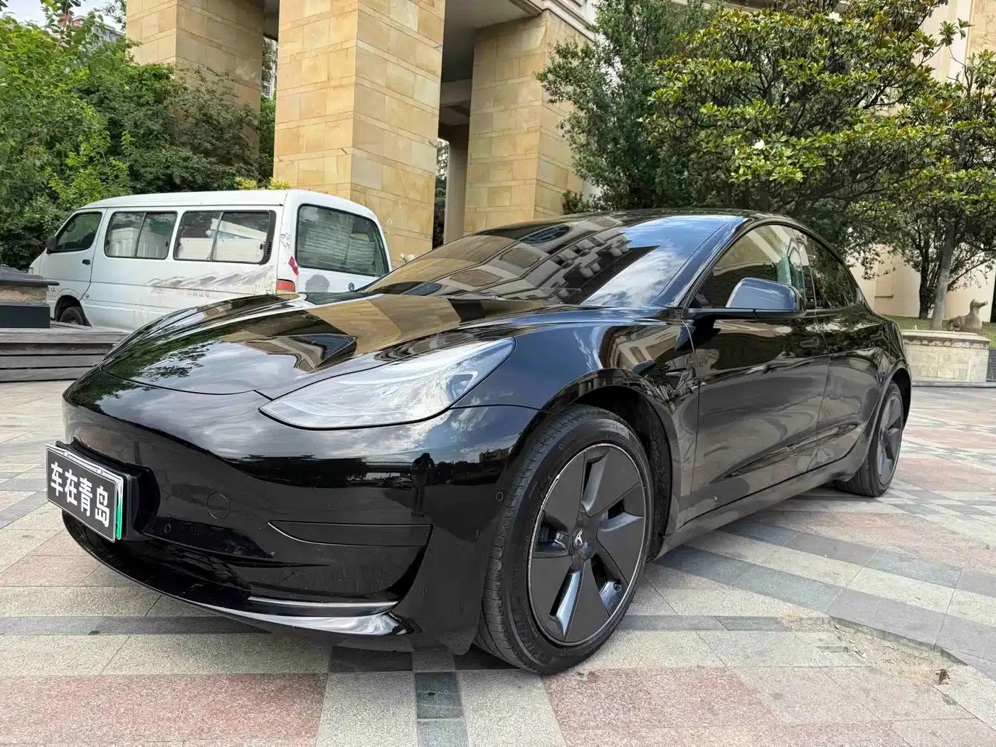 Model 3 2023 Rear-Wheel Drive — миниатюра 1