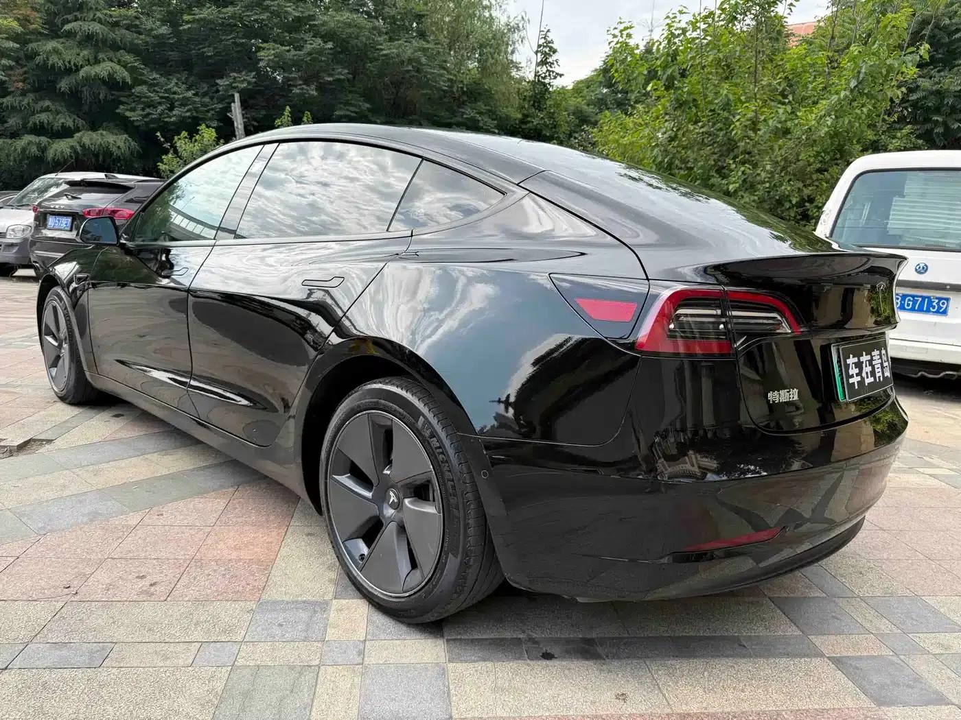 Model 3 2023 Rear-Wheel Drive — миниатюра 17