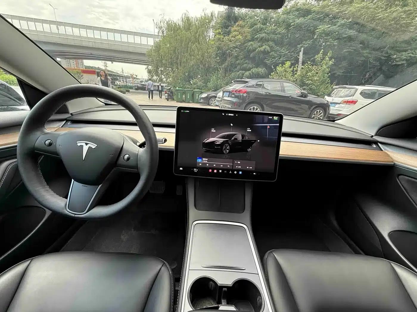 Model 3 2023 Rear-Wheel Drive — миниатюра 7