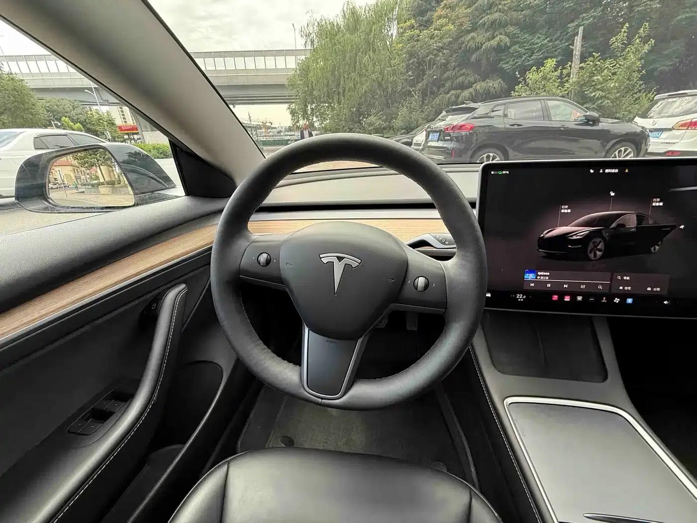 Model 3 2023 Rear-Wheel Drive — миниатюра 8