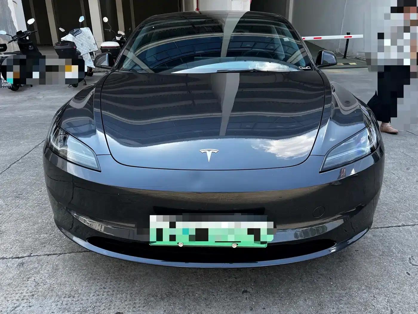 Model 3 2023 Rear-Wheel Drive — миниатюра 2