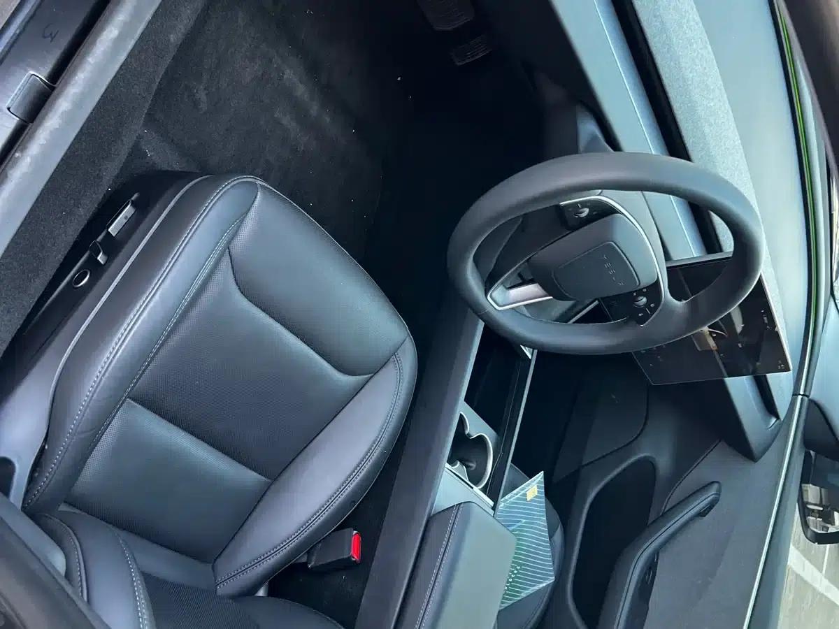 Model 3 2023 Rear-Wheel Drive — миниатюра 5