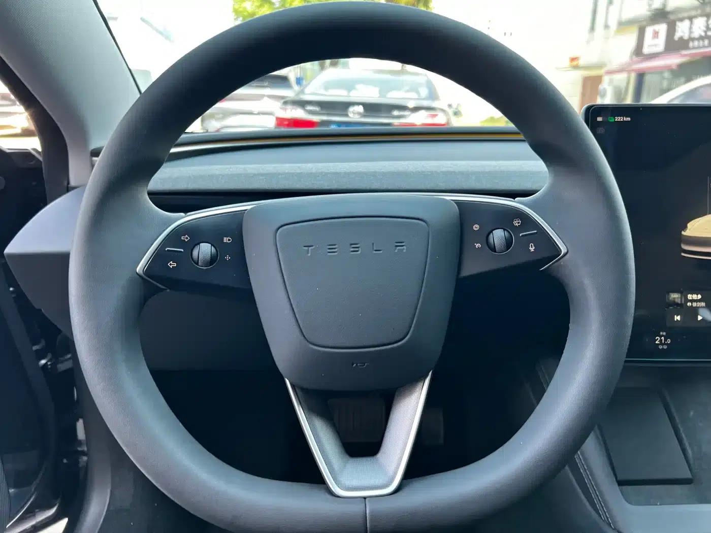 Model 3 2023 Rear-Wheel Drive — миниатюра 7