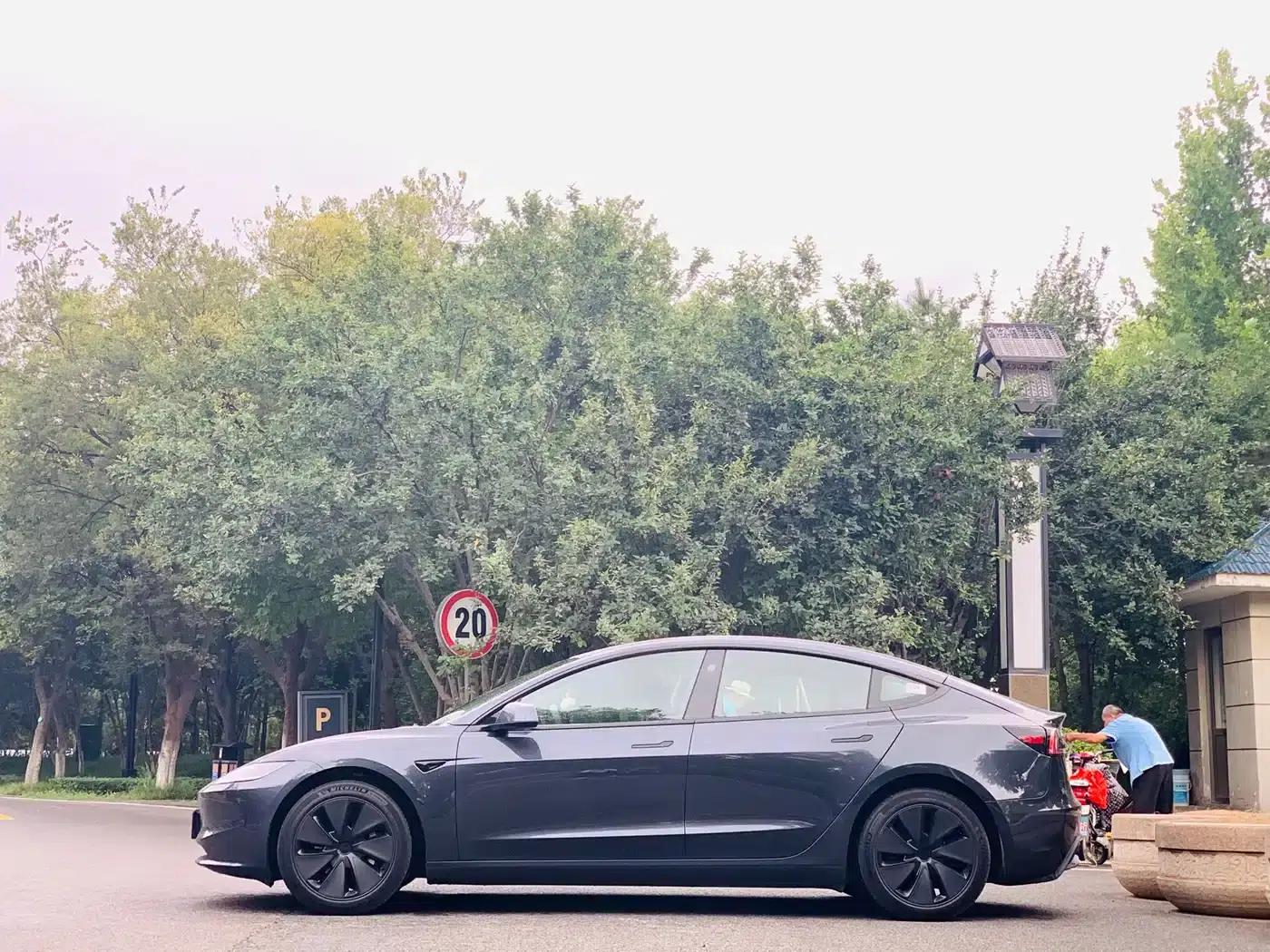 Model 3 2023 Rear-Wheel Drive — миниатюра 11