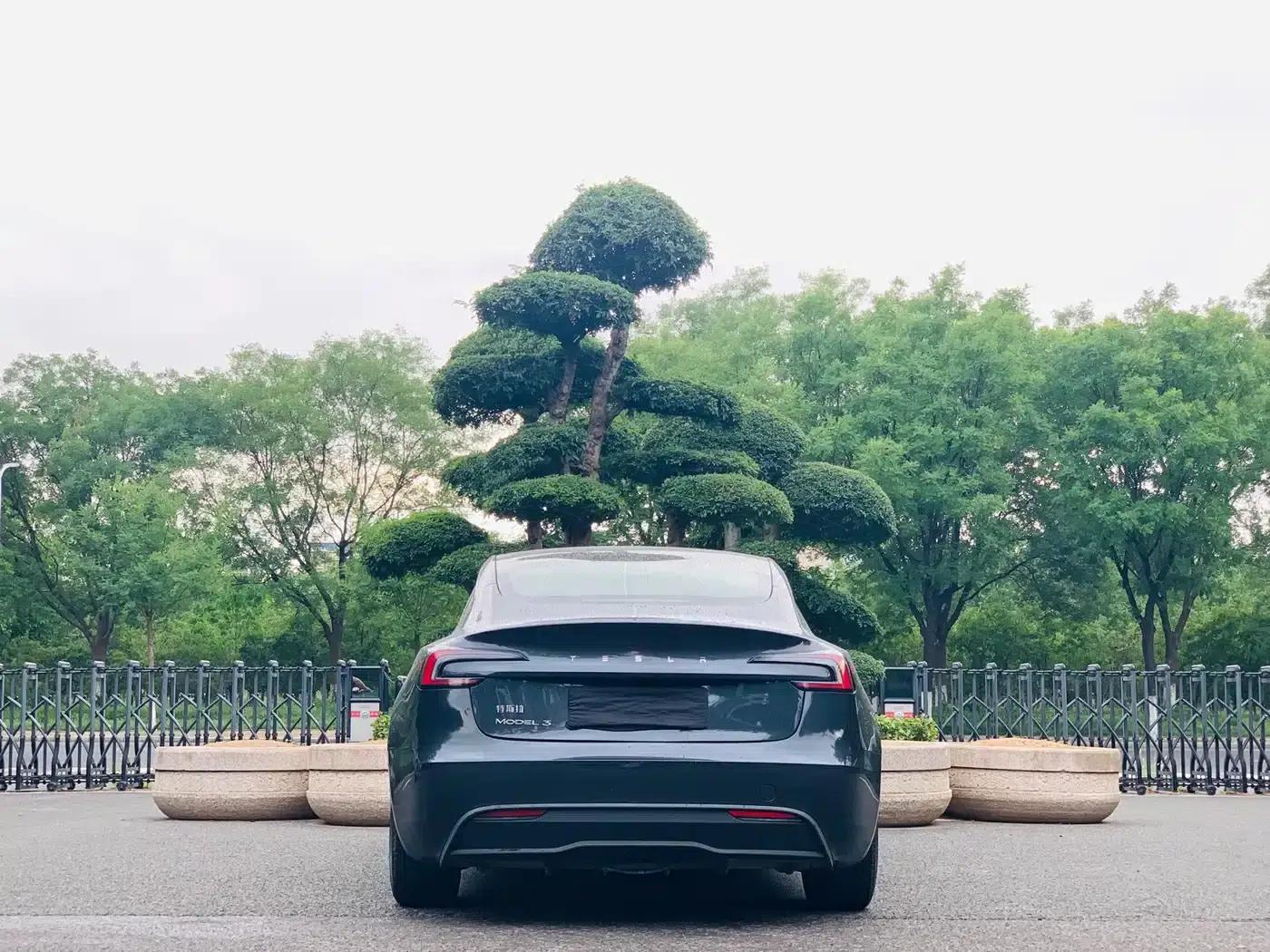 Model 3 2023 Rear-Wheel Drive — миниатюра 20