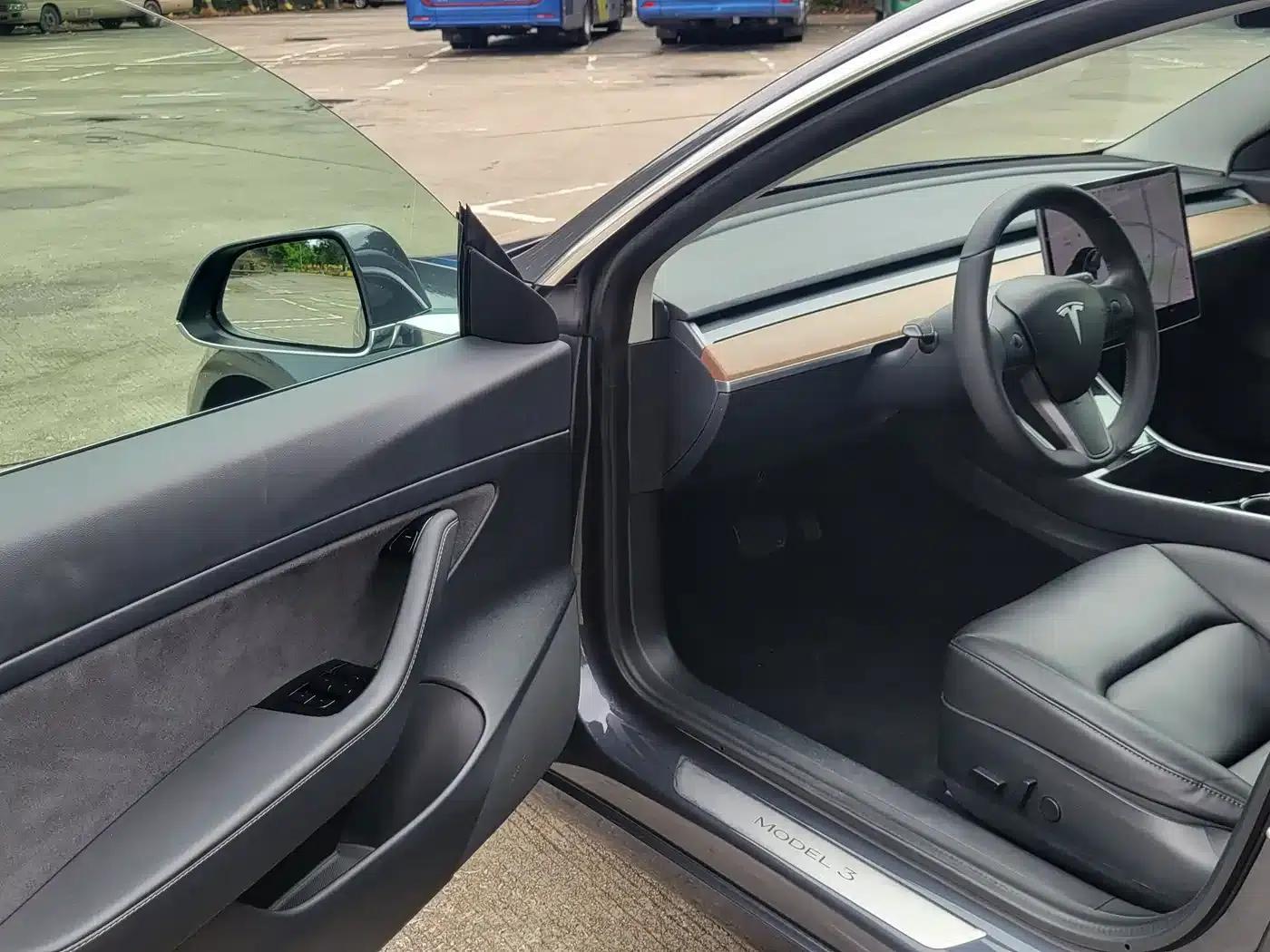 Model 3 2019 Standard Range Rear-Wheel Drive Upgrade — миниатюра 8