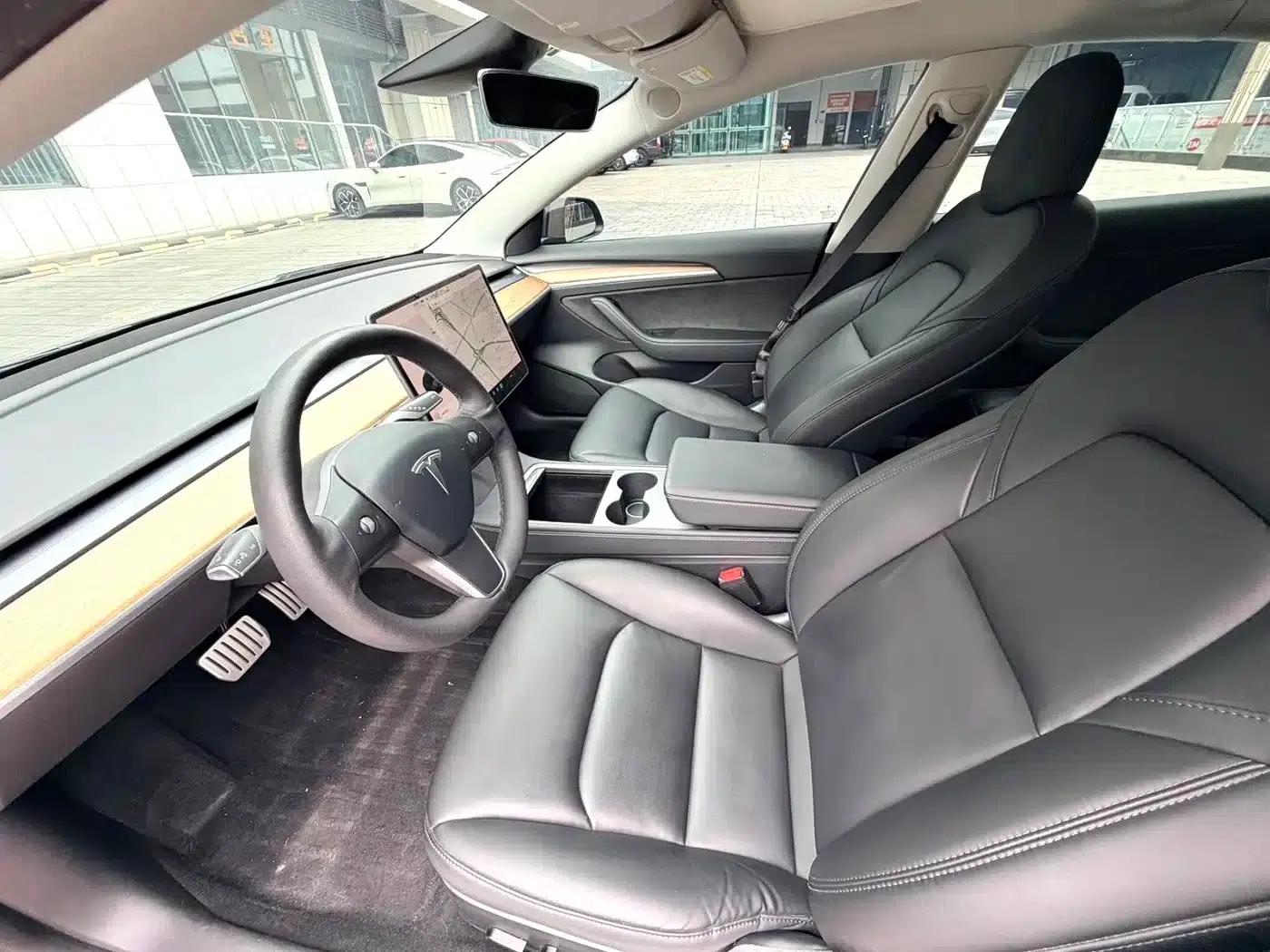 Model 3 2021 Performance All-Wheel Drive — миниатюра 4