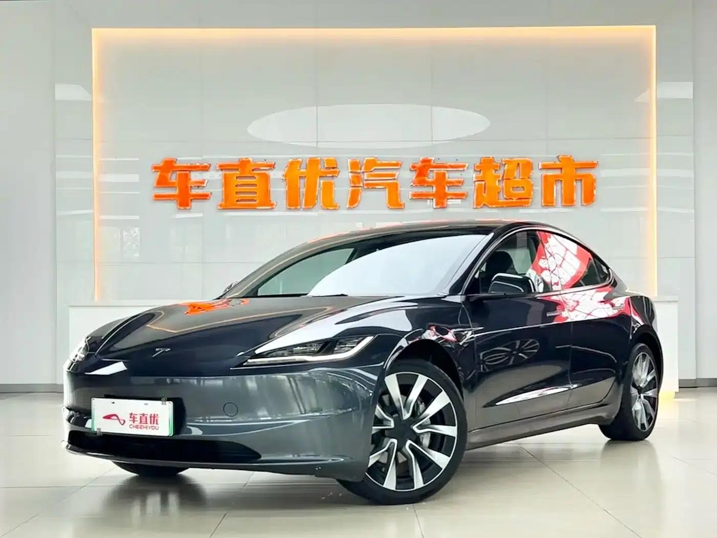 Model 3 2025 Rear-Wheel Drive — миниатюра 1