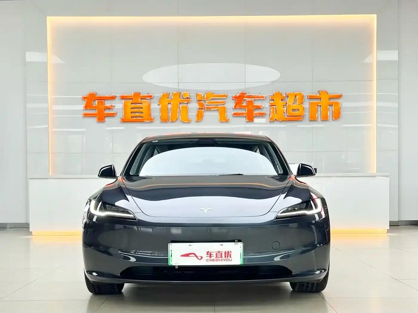 Model 3 2025 Rear-Wheel Drive — миниатюра 4