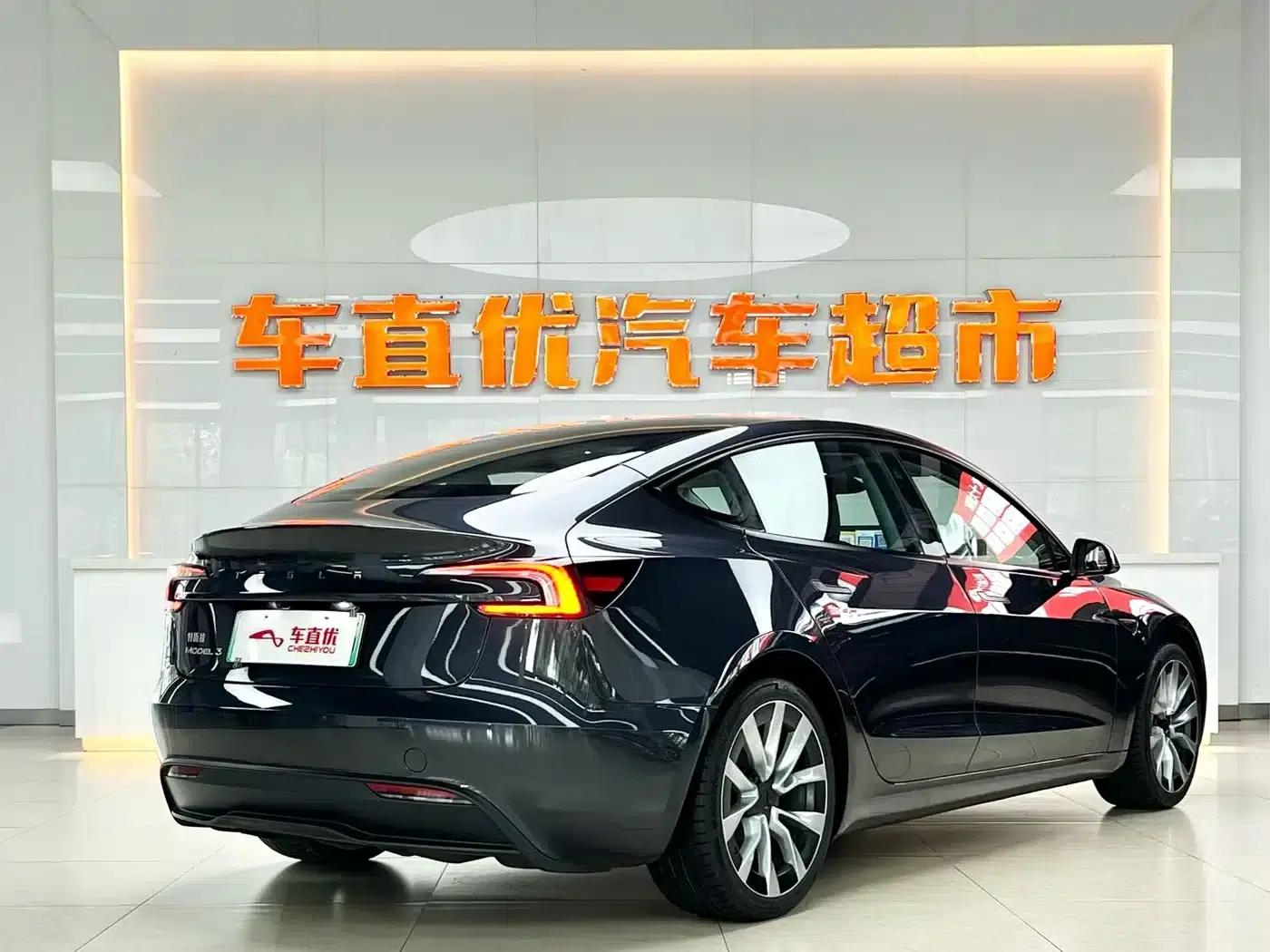 Model 3 2025 Rear-Wheel Drive — миниатюра 5