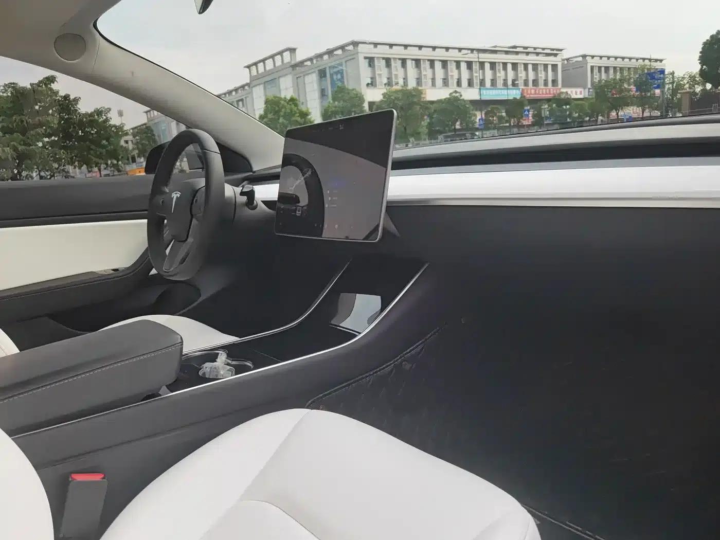 Model 3 2020 Standard Range Rear-Wheel Drive Upgrade — миниатюра 11