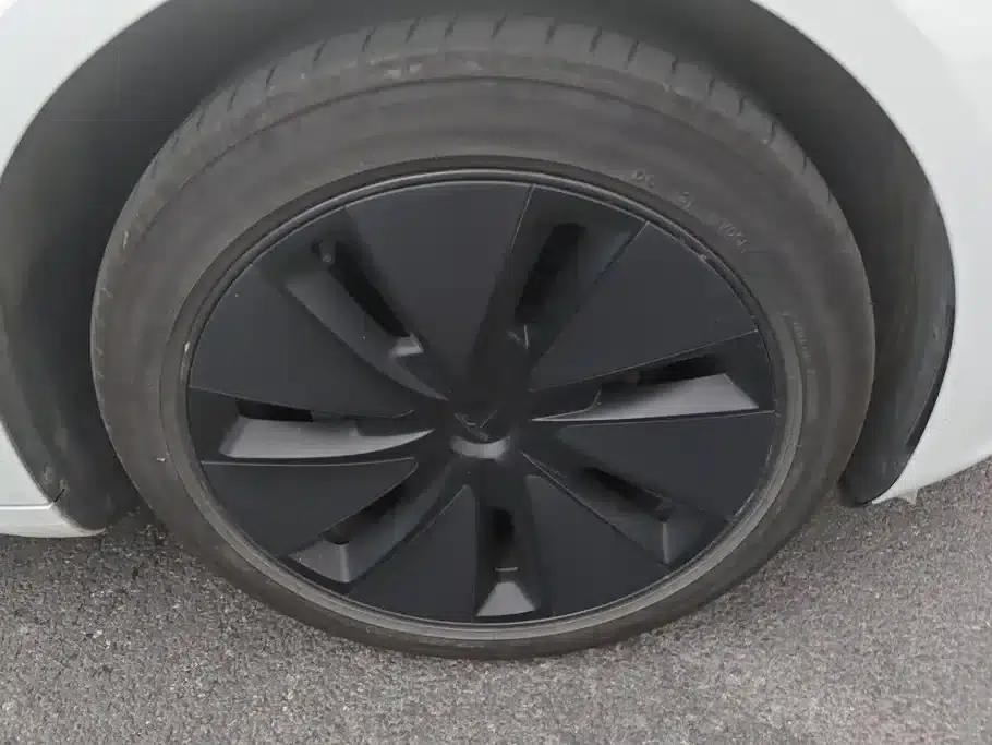 Model 3 2025 Rear-Wheel Drive — миниатюра 6