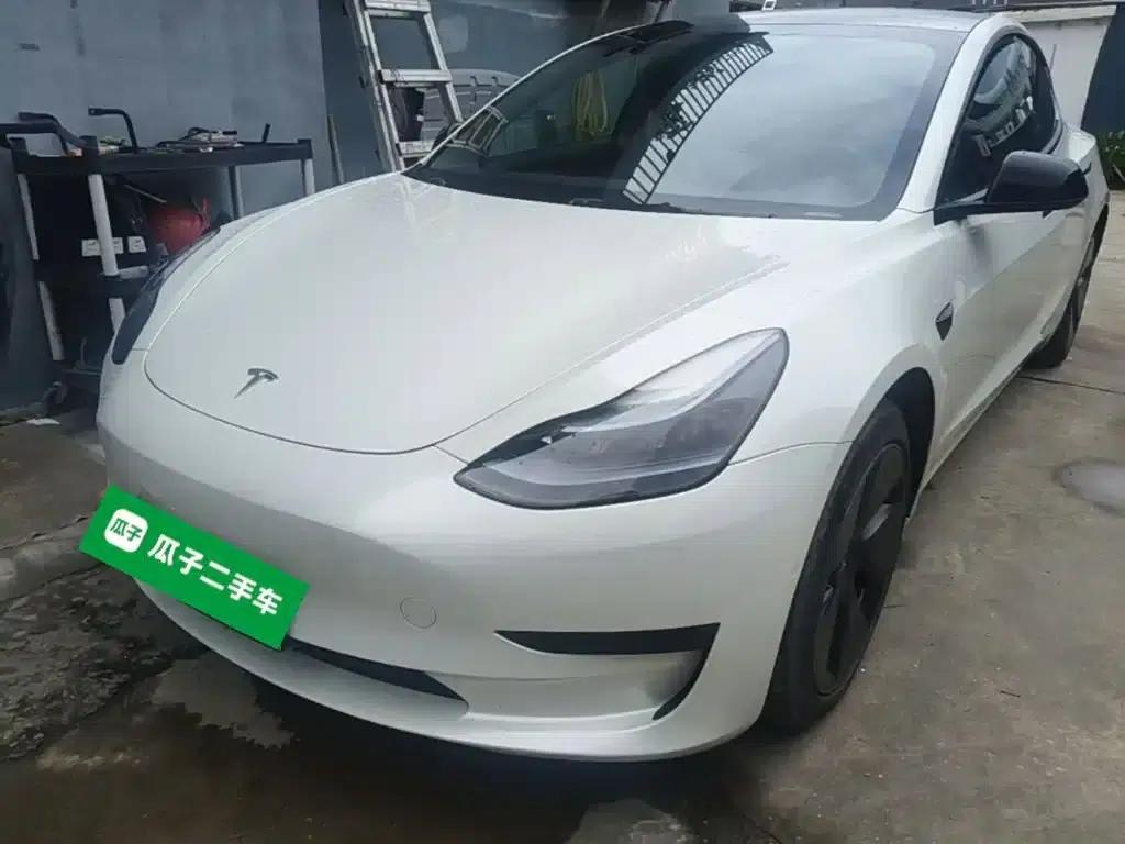 Model 3 2022 Rear-Wheel Drive — миниатюра 2