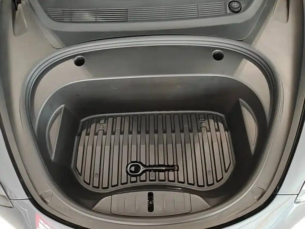 Model 3 2020 Facelift Standard Range Rear-Wheel Drive Upgrade — миниатюра 20