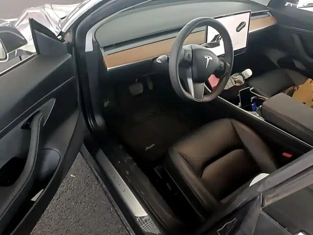 Model 3 2019 Standard Range Rear-Wheel Drive Upgrade — миниатюра 16