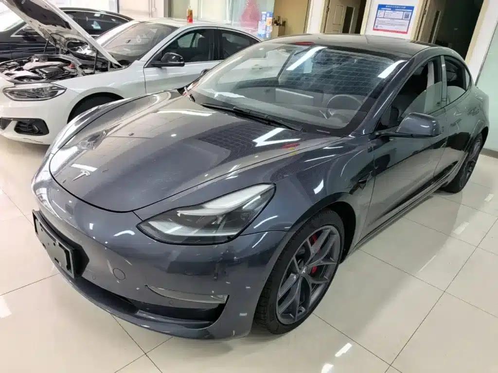 Model 3 2021 Performance All-Wheel Drive — миниатюра 1