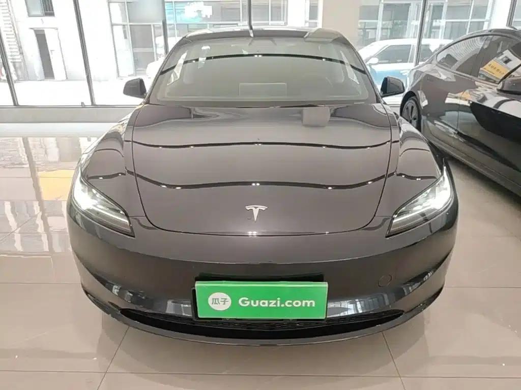 Model 3 2023 Rear-Wheel Drive — миниатюра 3
