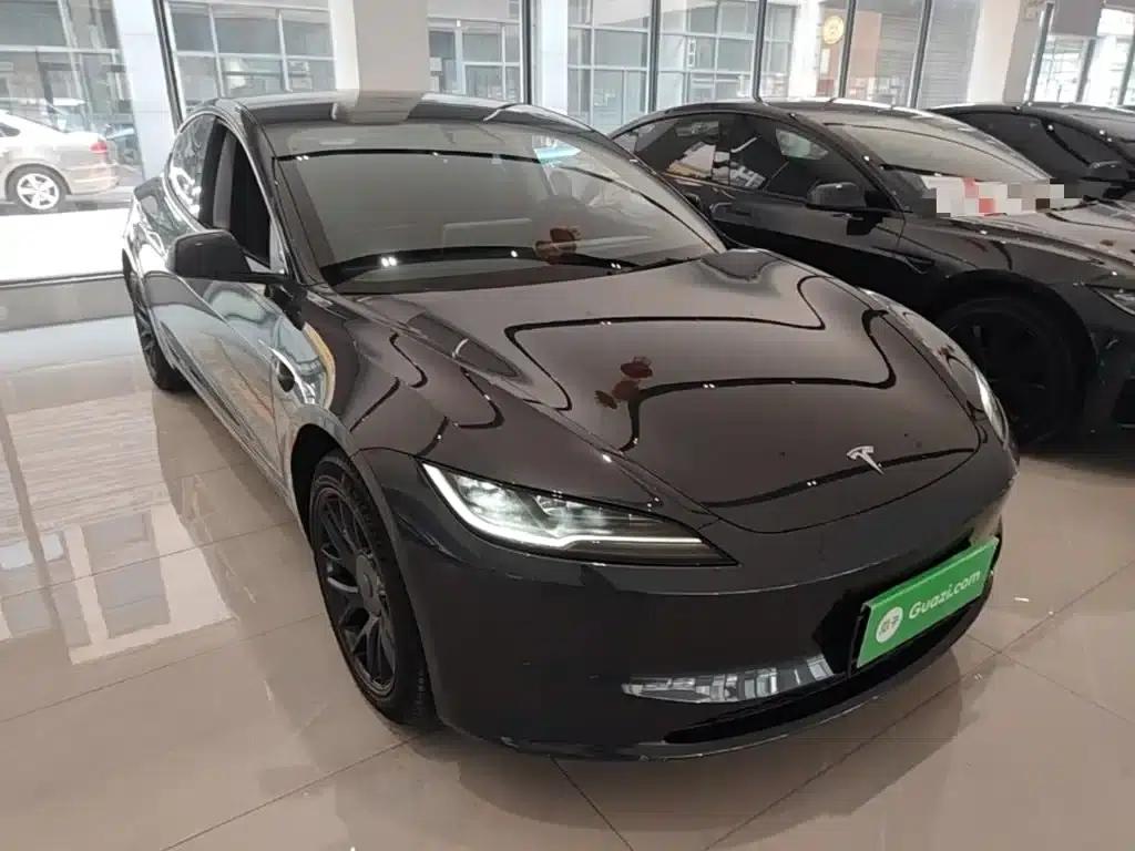 Model 3 2023 Rear-Wheel Drive — миниатюра 4