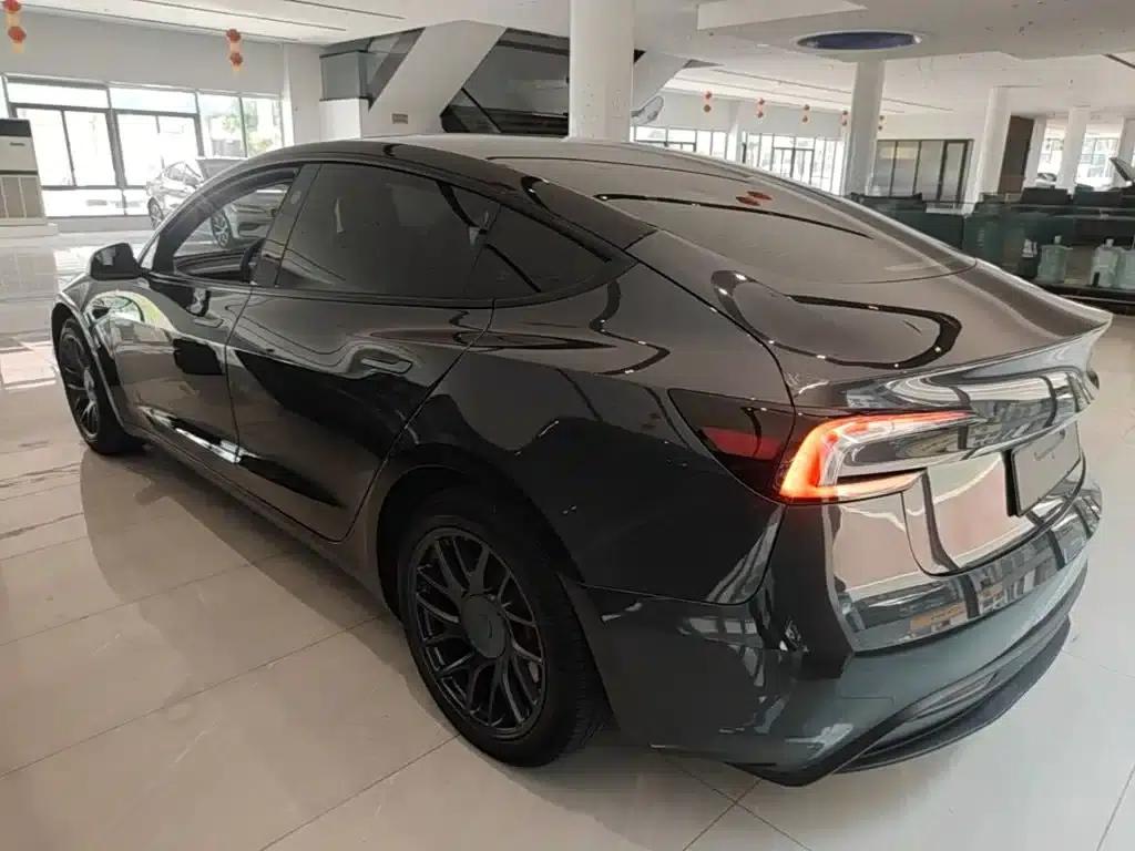 Model 3 2023 Rear-Wheel Drive — миниатюра 5