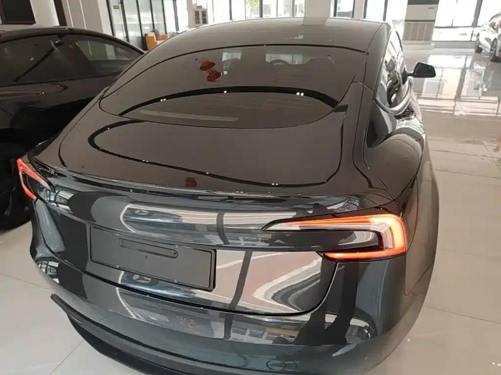 Model 3 2023 Rear-Wheel Drive — миниатюра 6