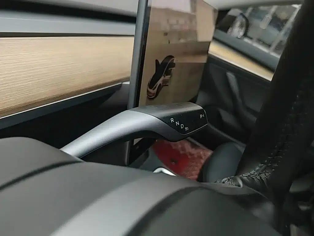 Model 3 2022 Rear-Wheel Drive — миниатюра 14