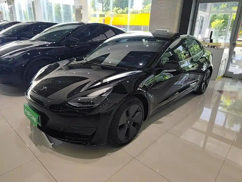 Model 3 2022 Rear-Wheel Drive — миниатюра 1