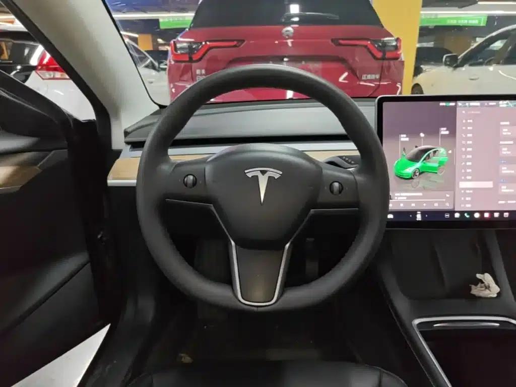 Model 3 2022 Rear-Wheel Drive — миниатюра 11