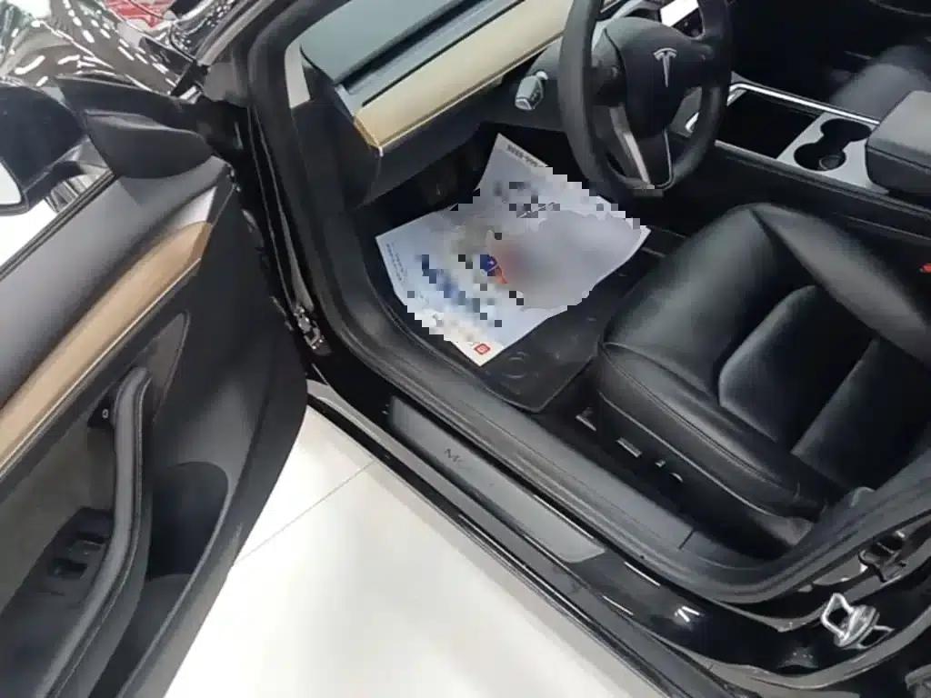 Model 3 2022 Rear-Wheel Drive — миниатюра 16