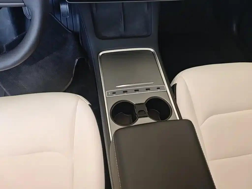 Model 3 2022 Rear-Wheel Drive — миниатюра 14