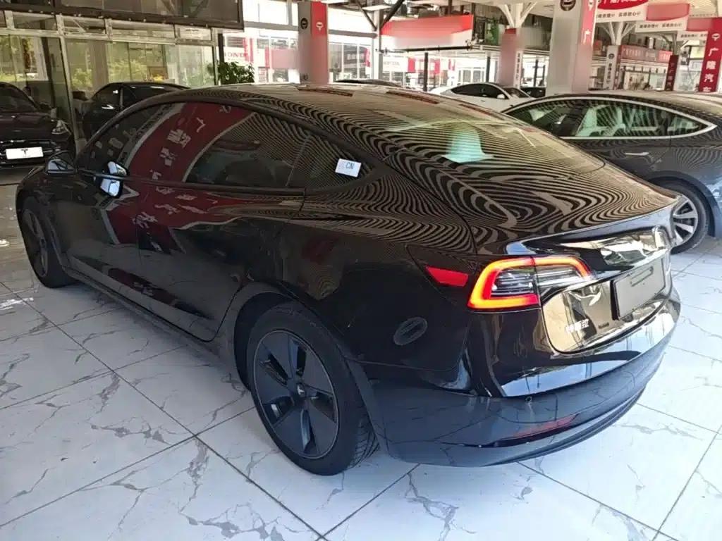 Model 3 2022 Rear-Wheel Drive — миниатюра 5