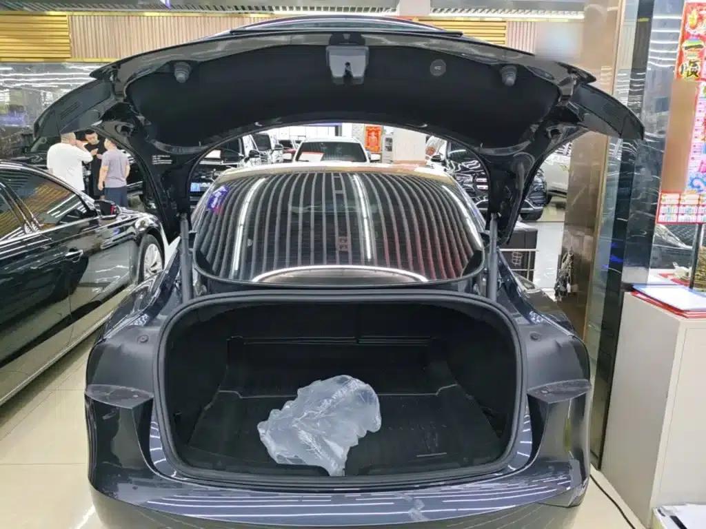 Model 3 2023 Rear-Wheel Drive — миниатюра 19