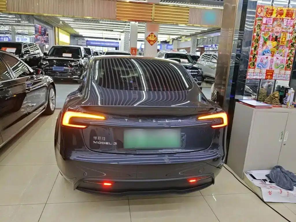 Model 3 2023 Rear-Wheel Drive — миниатюра 6