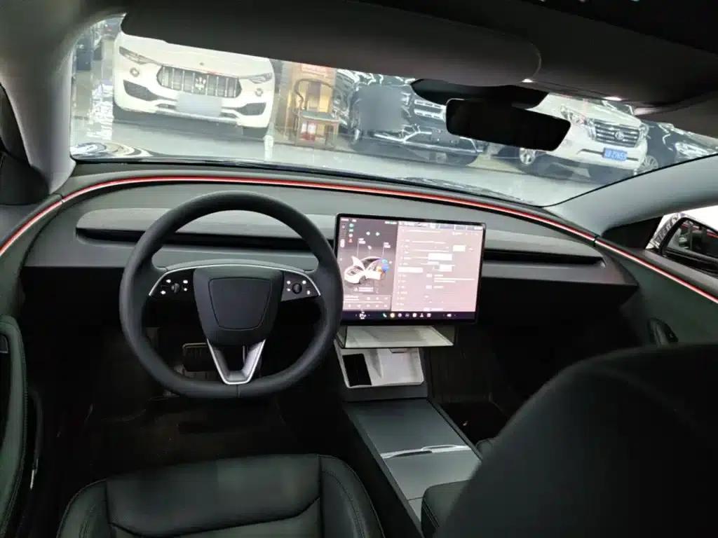 Model 3 2023 Rear-Wheel Drive — миниатюра 10