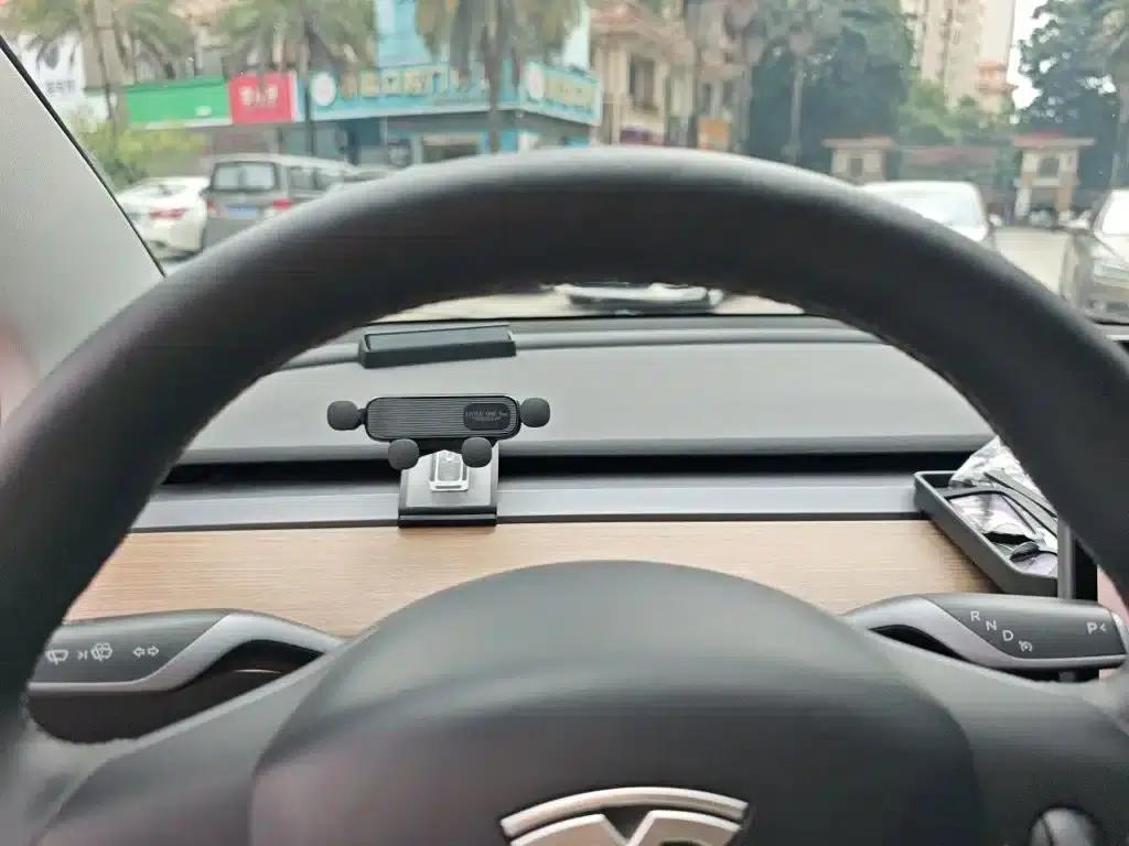 Model 3 2022 Rear-Wheel Drive — миниатюра 4