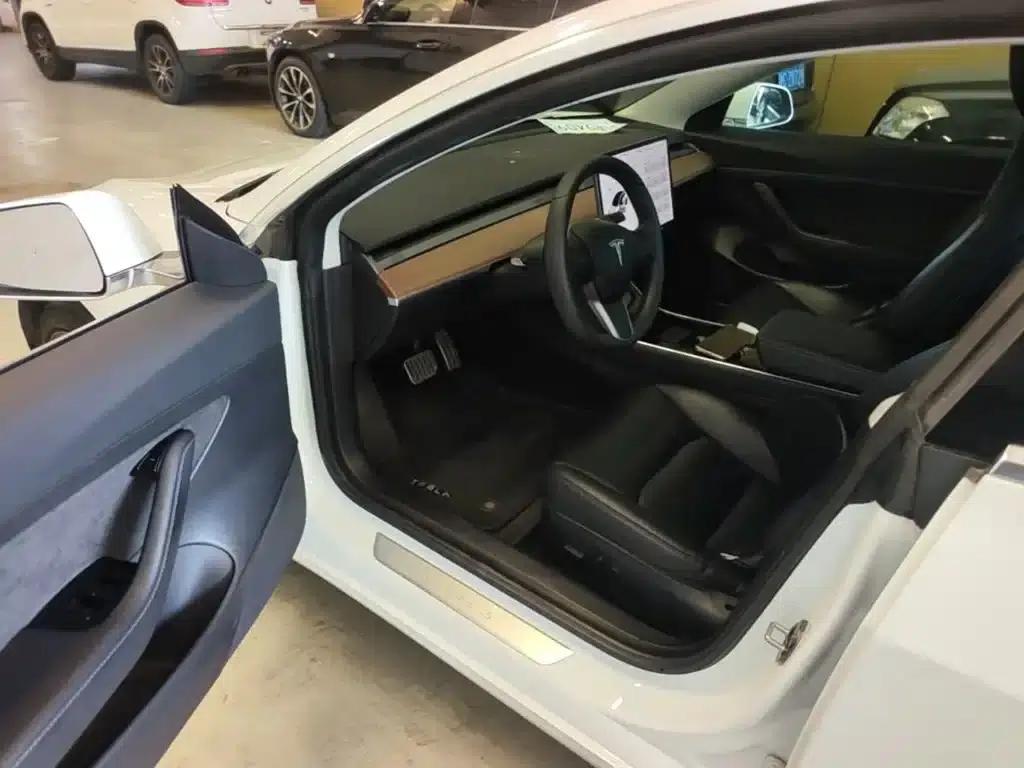 Model 3 2019 Standard Range Rear-Wheel Drive Upgrade — миниатюра 16