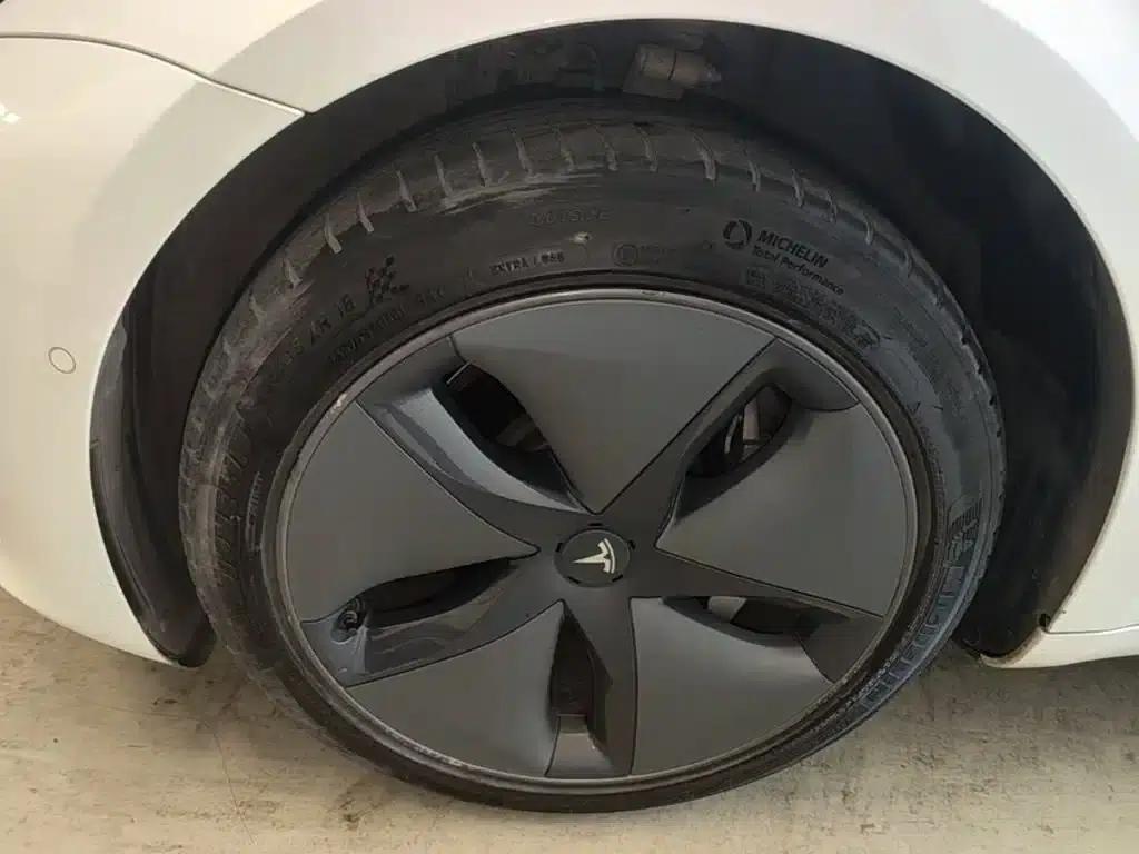 Model 3 2019 Standard Range Rear-Wheel Drive Upgrade — миниатюра 23