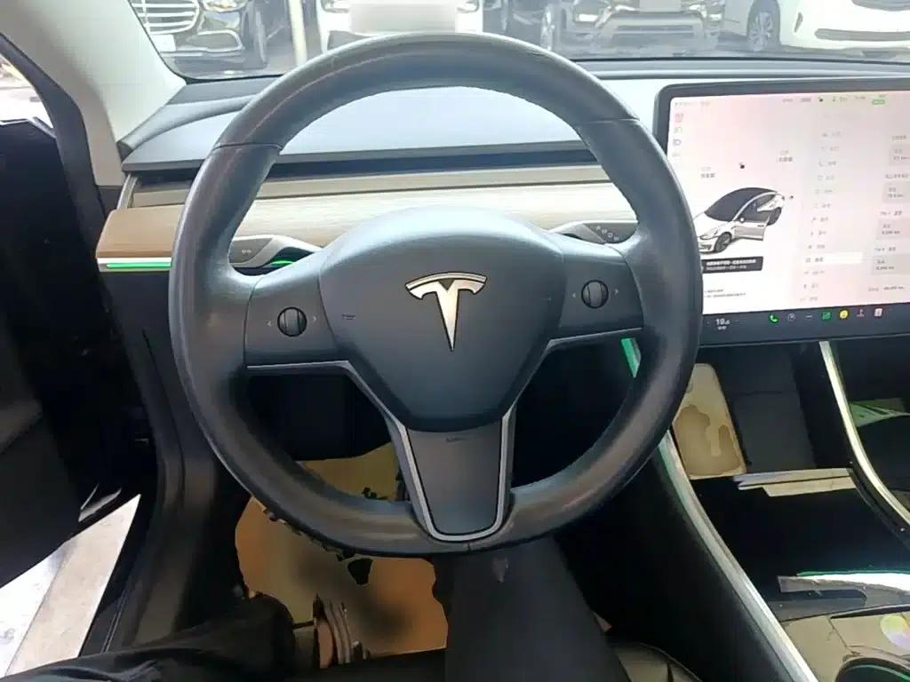 Model 3 2019 Standard Range Rear-Wheel Drive Upgrade — миниатюра 11