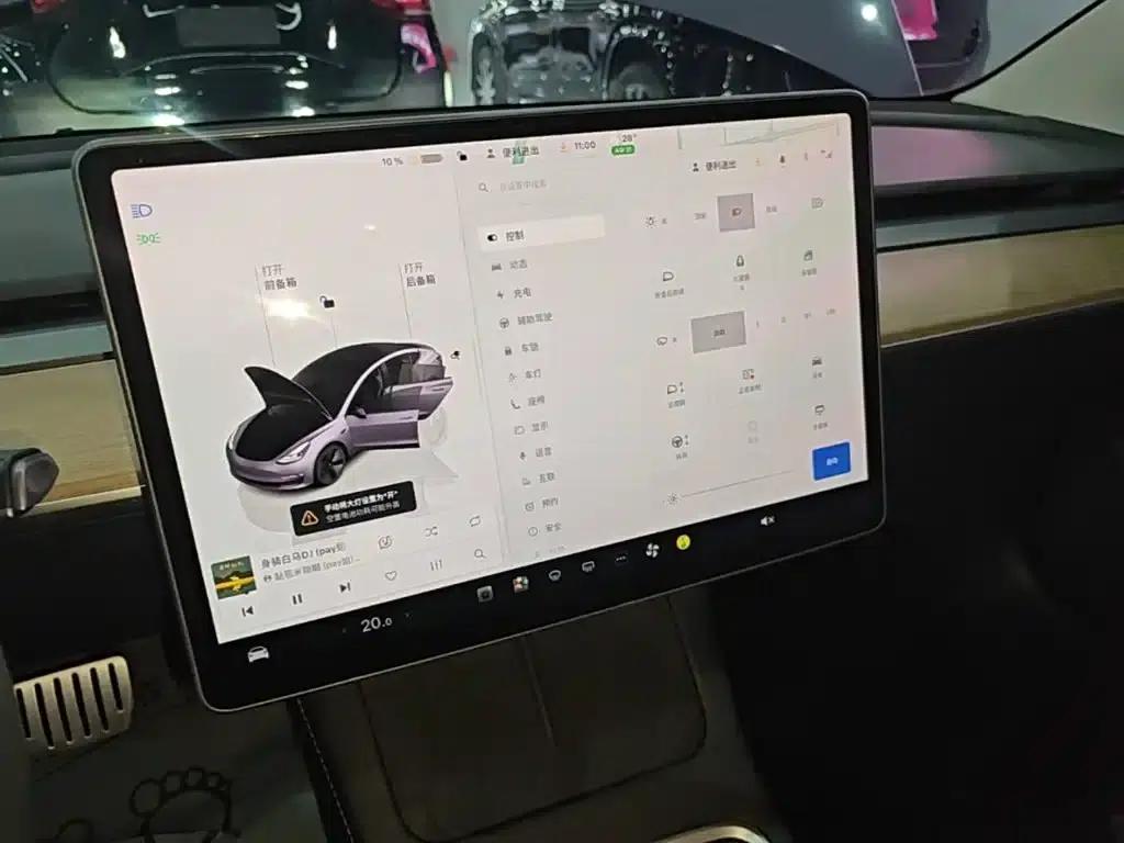 Model 3 2022 Rear-Wheel Drive — миниатюра 13