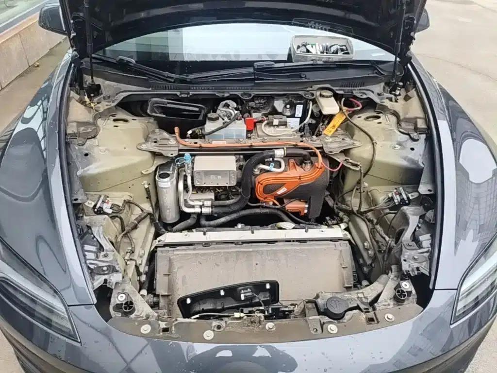 Model 3 2023 Rear-Wheel Drive — миниатюра 20
