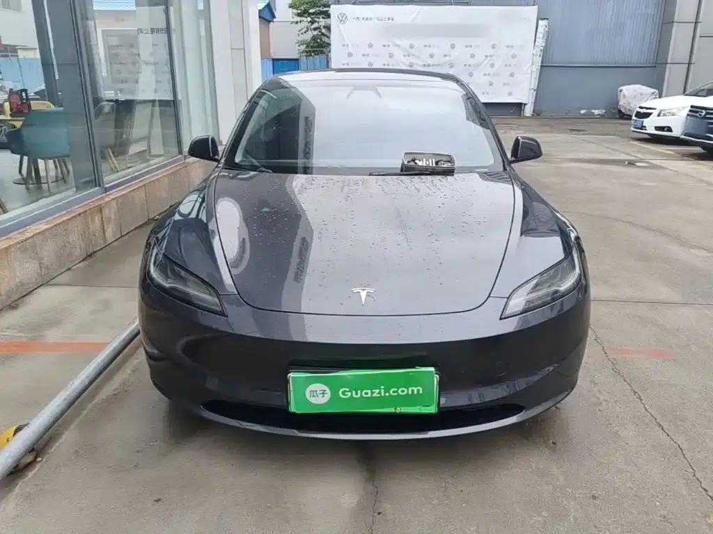 Model 3 2023 Rear-Wheel Drive — миниатюра 3