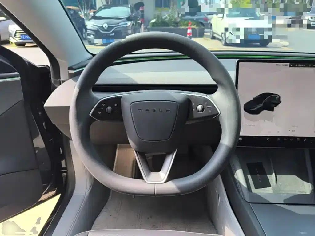 Model 3 2023 Rear-Wheel Drive — миниатюра 11