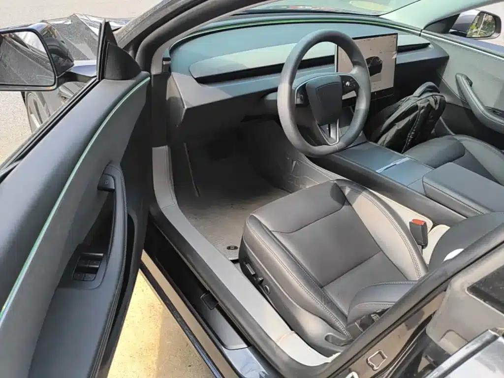 Model 3 2023 Rear-Wheel Drive — миниатюра 16