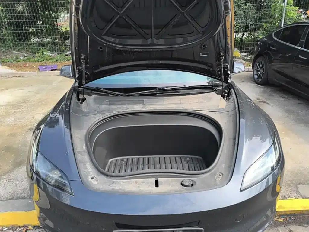 Model 3 2023 Rear-Wheel Drive — миниатюра 20