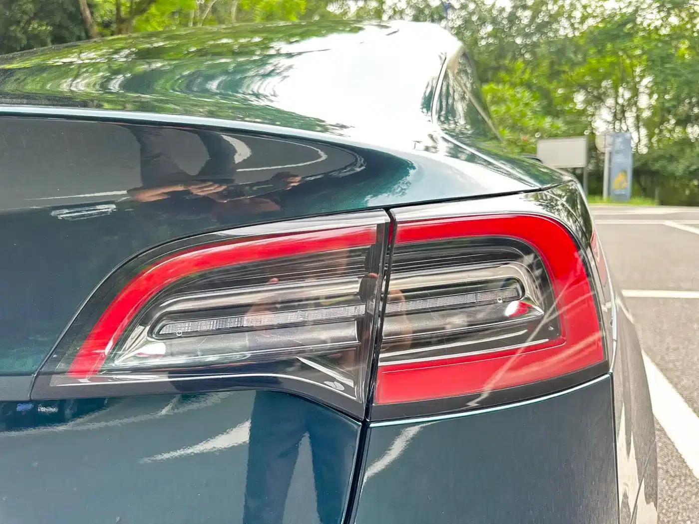 Model 3 (Imported) 2019 Long Range Rear-Wheel Drive — миниатюра 17